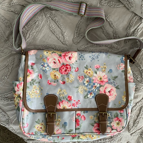 NEW Cath Kidston Matching Floral Cross Body Bag and Wallet - Picture 15 of 15